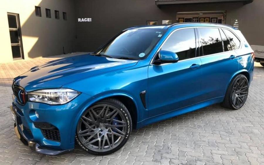 BMW X5 M by RACE! & Vorsteiner '2019